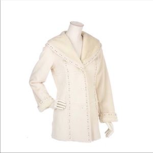 Off white Faux fur coat size small Dennis Basso